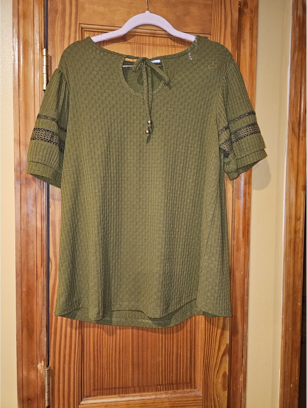 Como Blu Size Large Olive Green Short Sleeve Blouse